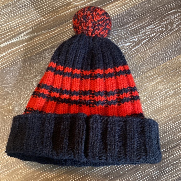 Gucci wool stripe knit Pom hat size baby/toddler L - Picture 3 of 3
